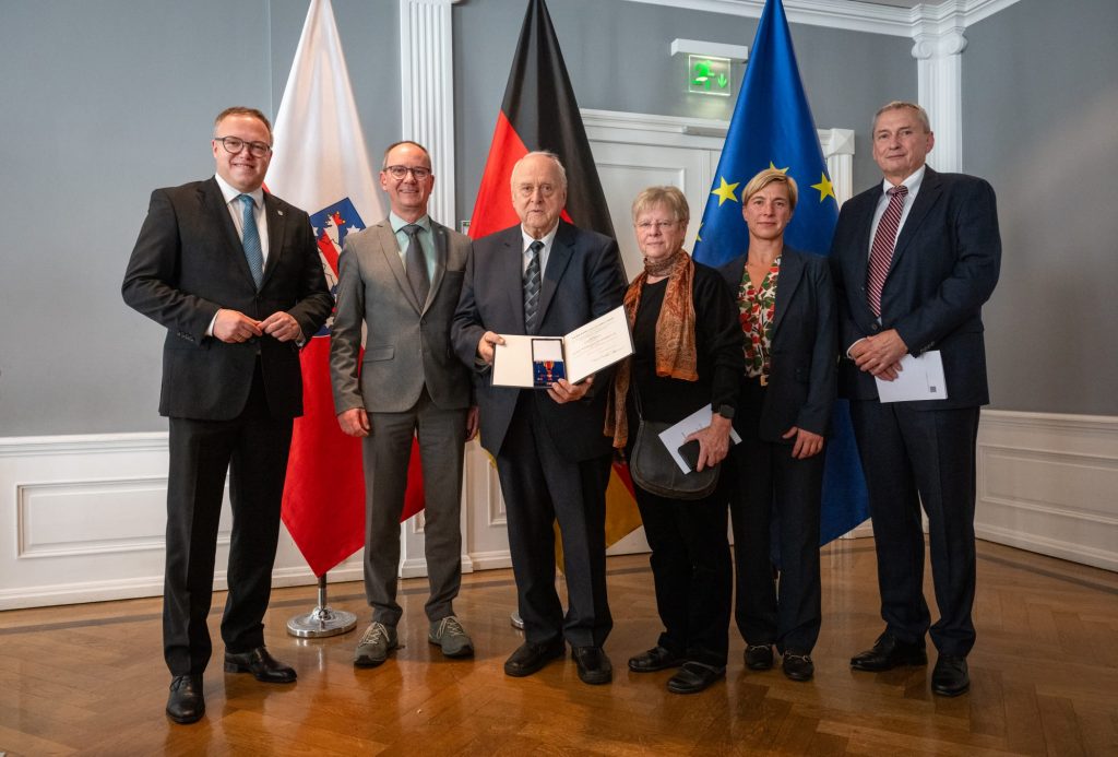 Kurt Klameth eine herausragende Persönlichkeit unseres Weidwerks mit dem Verdienstkreuz2