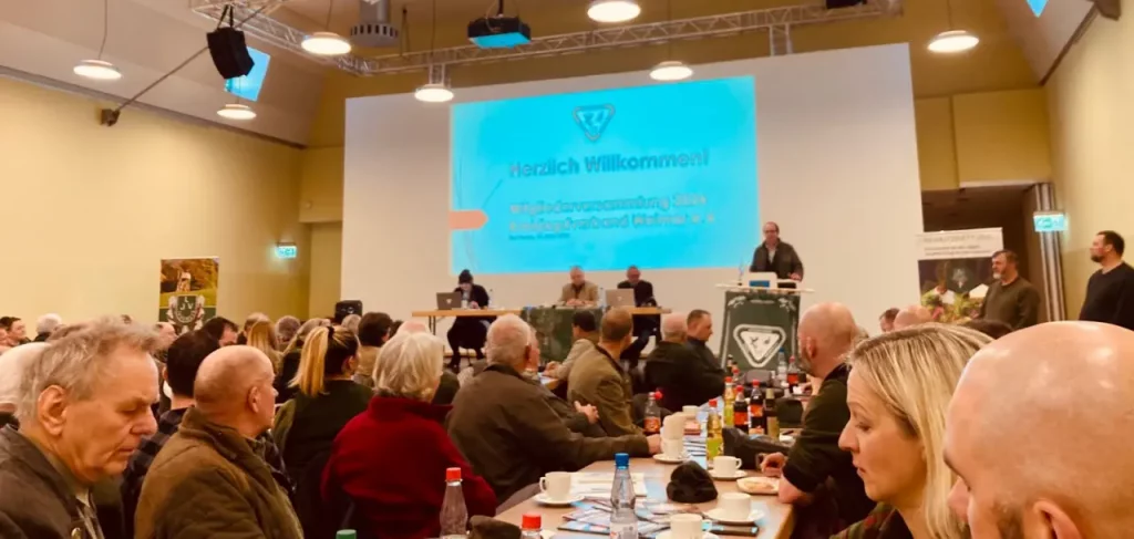 Mitglieder KJVW beim tätigkeitsbericht